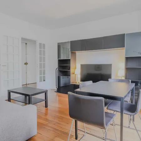 Apartamento Charming Cosy- 1br 4p -tour Eiffel *